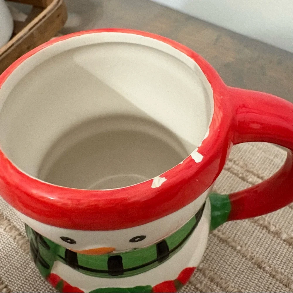 Bay island Winter/Holiday Snowman Mugs -set of 3  2 Green 1 Red hot cocoa coffee
